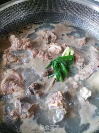 红烧牛排骨的做法步骤：3