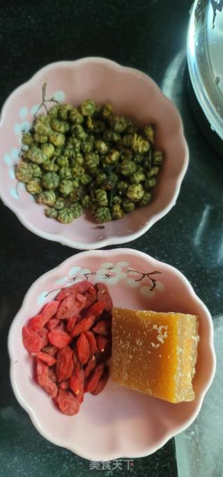 胎菊杞子茶的做法步骤：1
