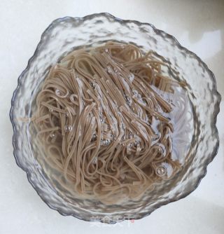 荞麦凉面的做法步骤：3