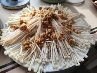 蒜蓉蒸金针菇的做法步骤：5