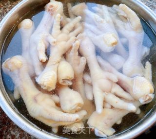 奥尔良凤爪的做法步骤：3
