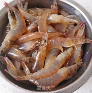 水煮虾的做法步骤：2