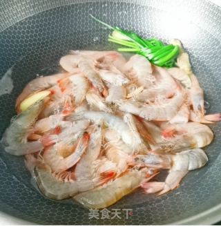 水煮虾的做法步骤：4