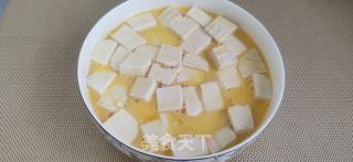 照烧汁鸡蛋豆腐的做法步骤：1