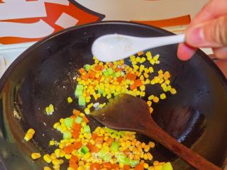 松仁玉米的做法步骤：9