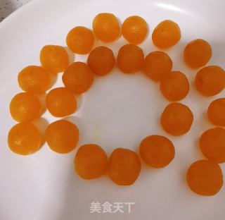 凤梨酥的做法步骤：1