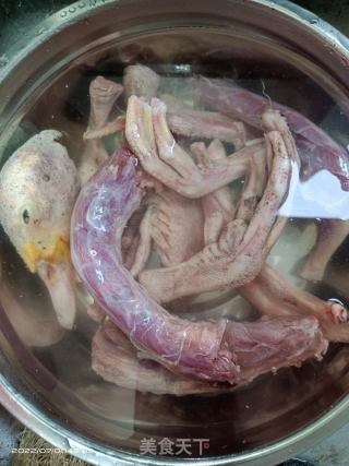 卤鸭货鸡蛋的做法步骤：1