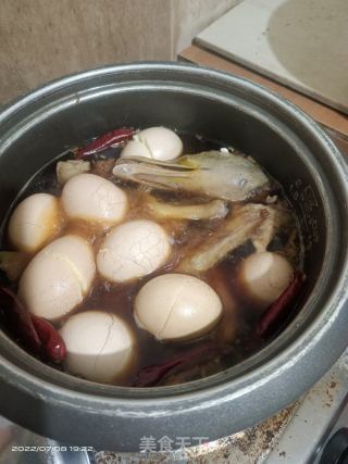 卤鸭货鸡蛋的做法步骤：4