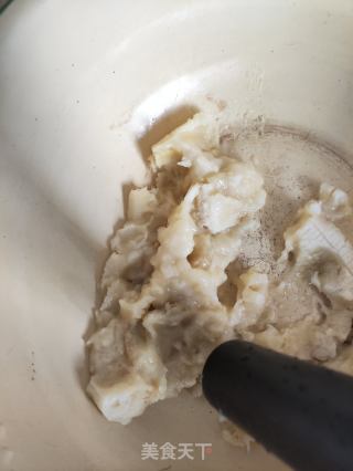 香蕉糯米饼的做法步骤：2