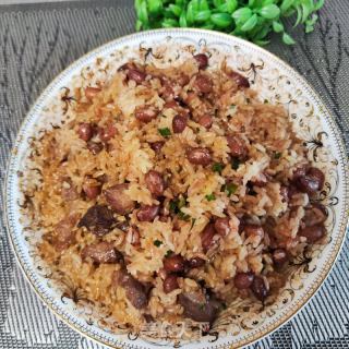 瘦肉花生糯米饭的做法