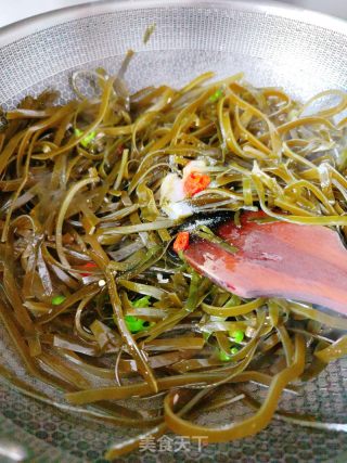 炒海带丝的做法步骤：6