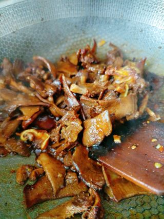 辣椒炒猪舌头的做法步骤：12