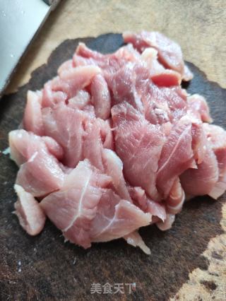 苦瓜炒肉片的做法步骤：2