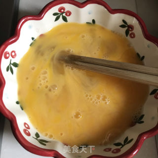 小葱蛋炒饭的做法步骤：3