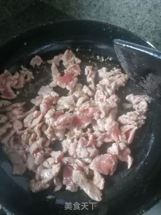 辣椒炒羊肉的做法步骤：4