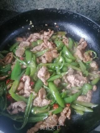 辣椒炒羊肉的做法步骤：6