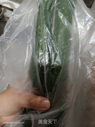 凉拌青瓜的做法步骤：2