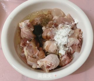 家常辣子鸡的做法步骤：2