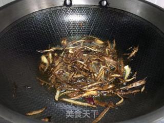 葱油蟹柳蚕豆的做法步骤：5