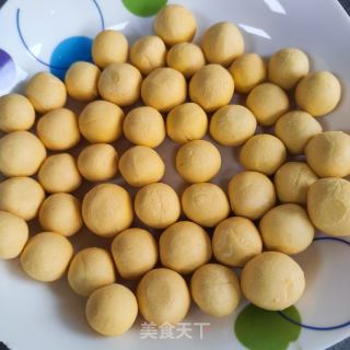 苹果酒酿圆子的做法步骤：1