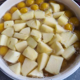 苹果酒酿圆子的做法步骤：4