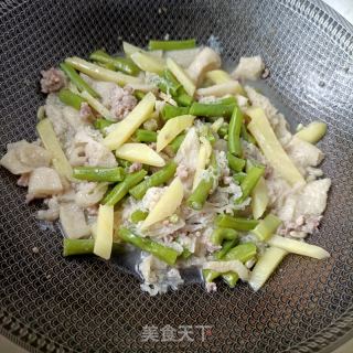 肉末竹荪炖豆角的做法步骤：11