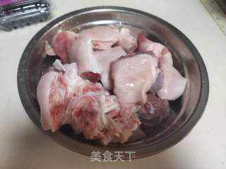 红烧猪蹄的做法步骤：1