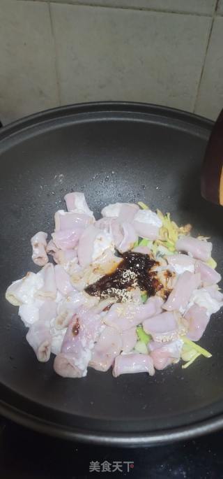 酱炒竹肠的做法步骤：9