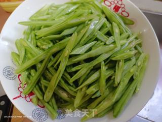 辣炒四季豆的做法步骤：2