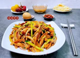 圆葱黄瓜凉拌鸡丝的做法步骤：14