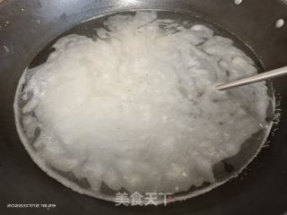 皮蛋瘦肉粥的做法步骤：2
