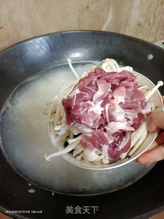 皮蛋瘦肉粥的做法步骤：6