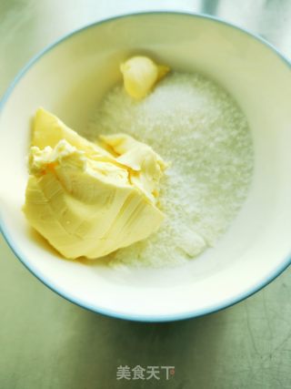 椰蓉排包的做法步骤：5