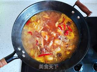 家常土豆炖鸡块的做法步骤：7