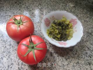 咸菜番茄汤的做法步骤：1