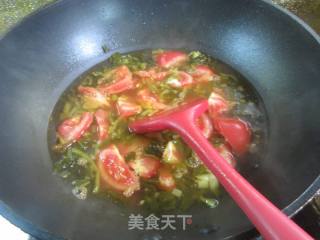 咸菜番茄汤的做法步骤：8