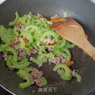 肉沫炒苦瓜的做法步骤：11