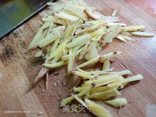 竹笋焖鸭的做法步骤：3