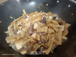 竹笋焖鸭的做法步骤：8
