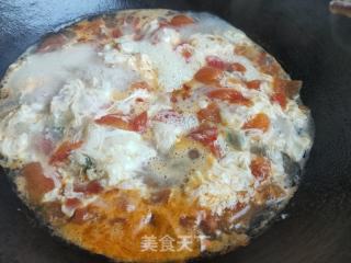 番茄虾丸鸡蛋汤的做法步骤：7