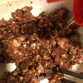 扇贝裙边芹菜猪肉水饺的做法步骤：5