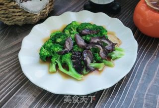 海参西蓝花的做法