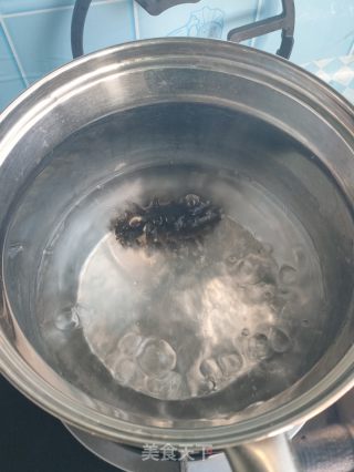 海参西蓝花的做法步骤：2