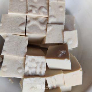 虾仁豆腐煲的做法步骤：4