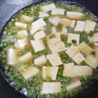 虾仁豆腐煲的做法步骤：7