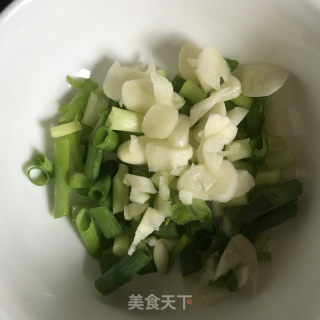 家常炒豆芽的做法步骤：2