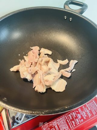 四川老咸菜回锅肉的做法步骤：1