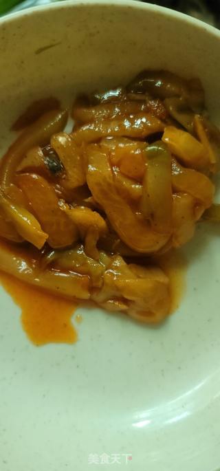 榨菜炒鸡蛋的做法步骤：2