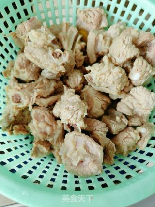 家常红烧排骨的做法步骤：4