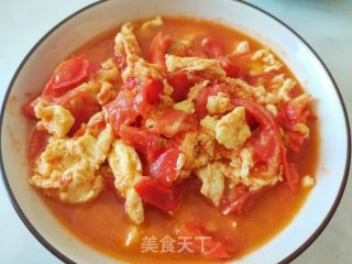 西红柿炒鸡蛋的做法